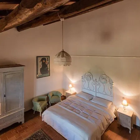 Borgo Vera Alojamento de Acomodação e Pequeno-almoço 2*